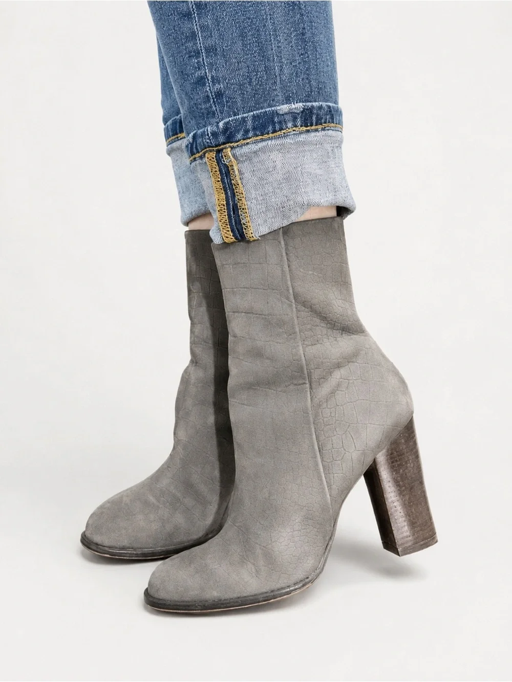 Sam Edelman gray genuine suede leather heeled ankle boots booties size 7 Croc